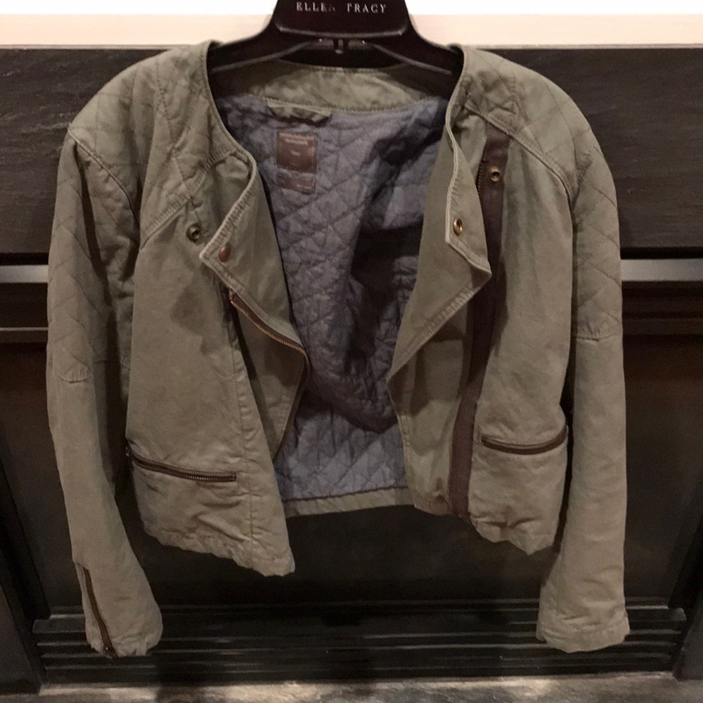 THE BEST JACKET. From Gap.